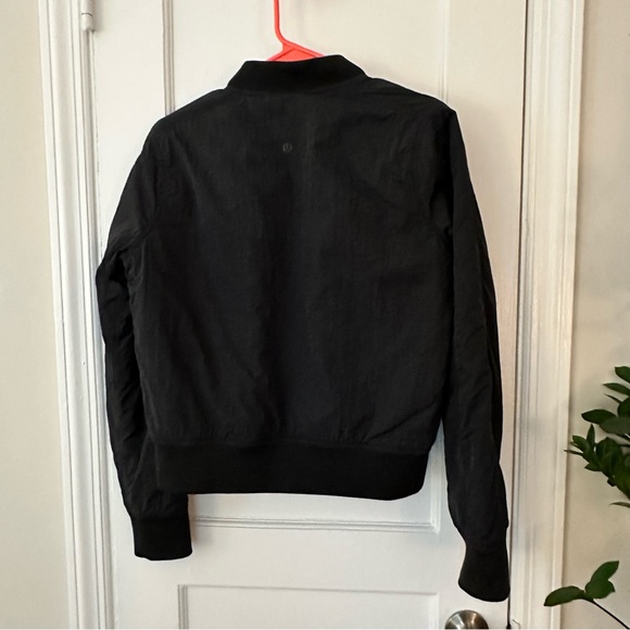 Lululemon Non-Stop Bomber *Reversible Sz 6 - Picture 9 of 9